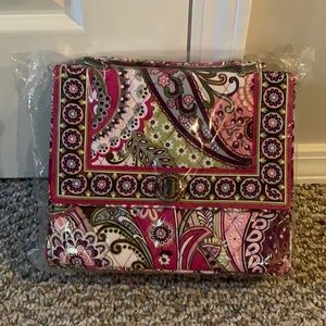 Brand new Vera Bradley Very Berry Paisley purse